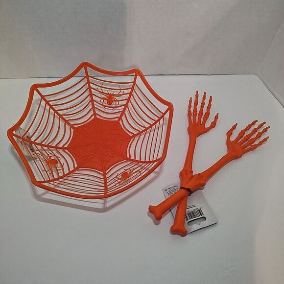 Novelty Bowl Tong Set Spider Web Insect Skeleton Bones Holiday Party Tableware - Picture 5 of 16